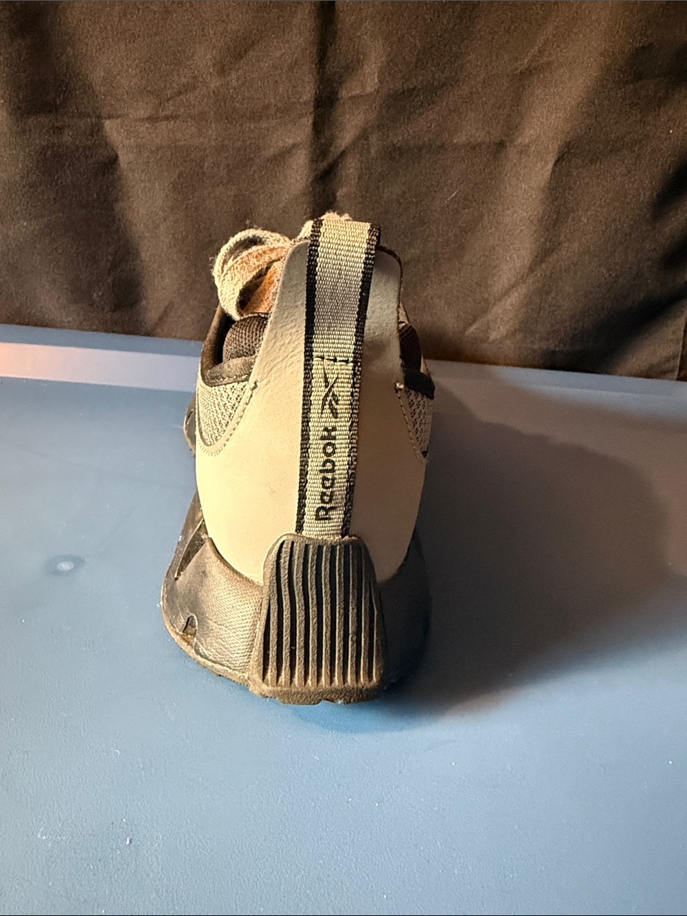 Men’s Reebok size 8.5 - Picture 4 of 5